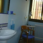 Residencia De Estudiantes Osca *