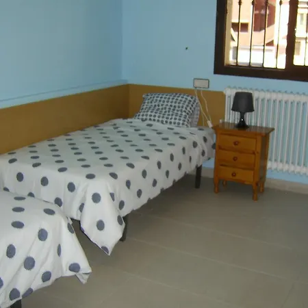 Residencia De Estudiantes Osca *