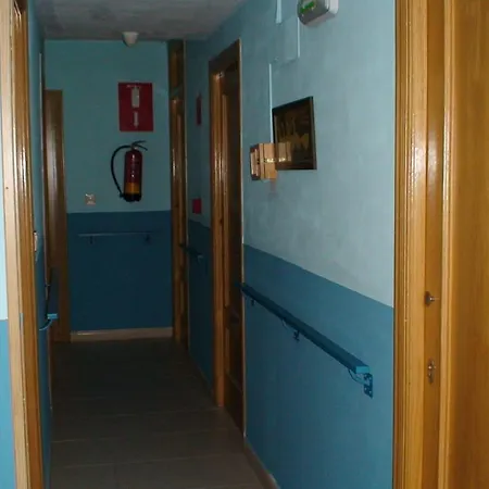 Residencia De Estudiantes Osca * Huesca