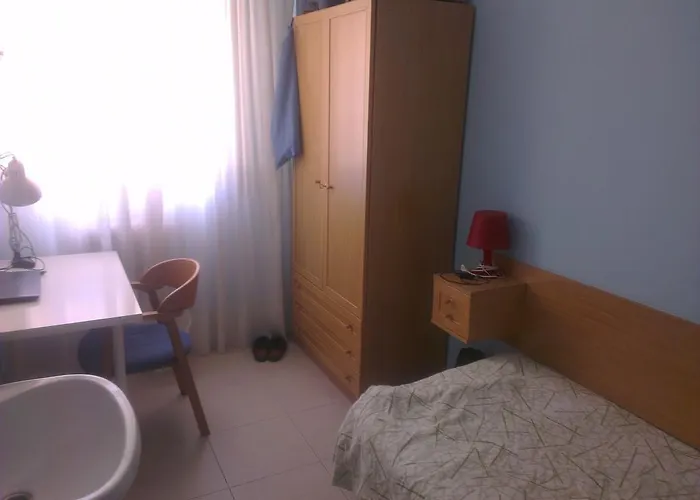 Residencia De Estudiantes Osca Pensionat Huesca