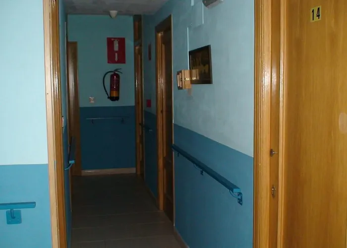 Residencia De Estudiantes Osca * Huesca